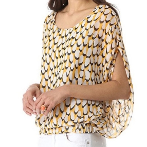 Diane Von Furstenburg Yellow Print Silk Top. Size S - Picture 2 of 7